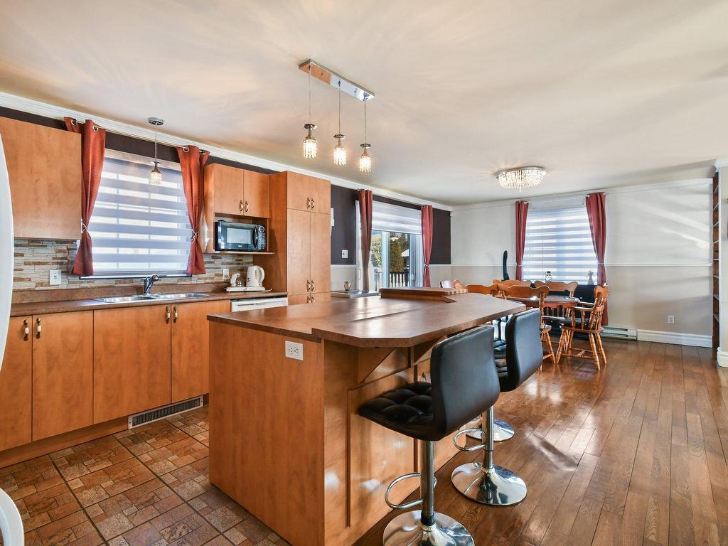 









3120


Rue Lareau

,
Carignan,




QC
J3L0J3

