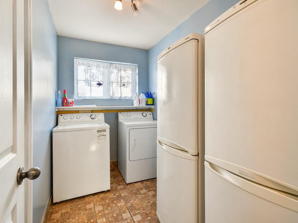 









3120


Rue Lareau

,
Carignan,




QC
J3L0J3

