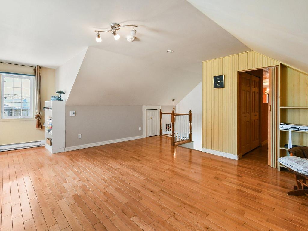 









3120


Rue Lareau

,
Carignan,




QC
J3L0J3

