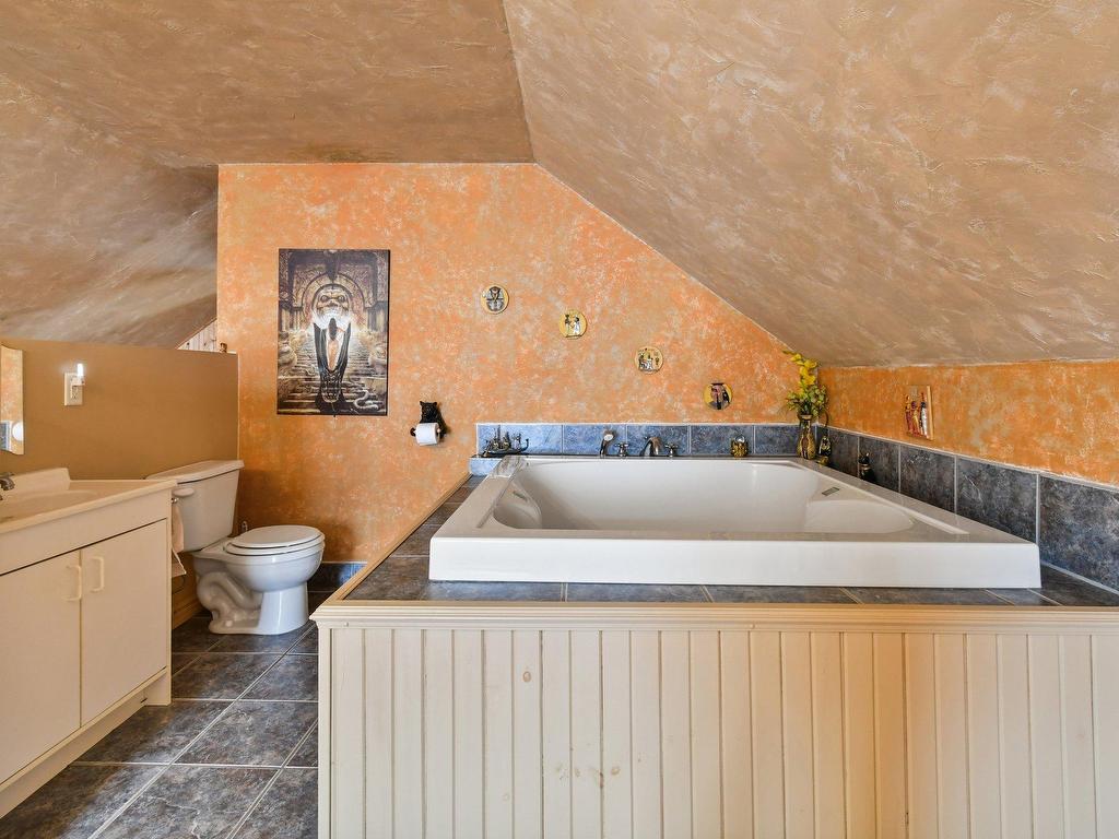 









3120


Rue Lareau

,
Carignan,




QC
J3L0J3

