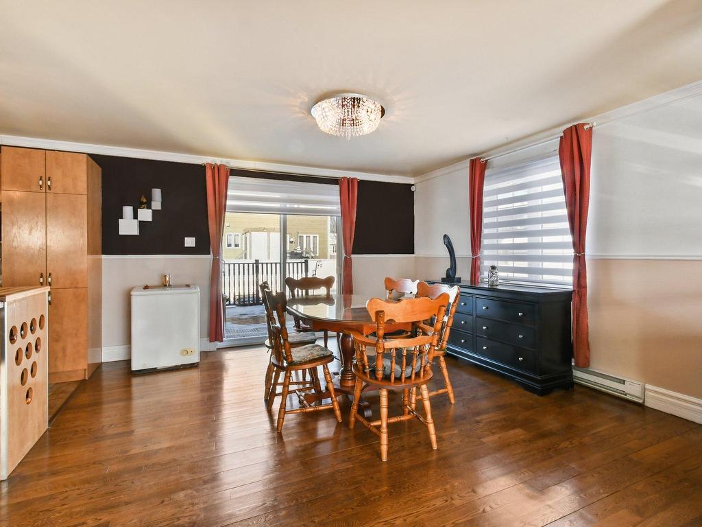 









3120


Rue Lareau

,
Carignan,




QC
J3L0J3

