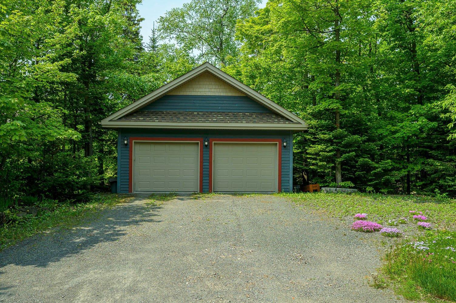 









29


Ch. des Mésanges

,
Sainte-Anne-des-Lacs,




QC
J0R1B0

