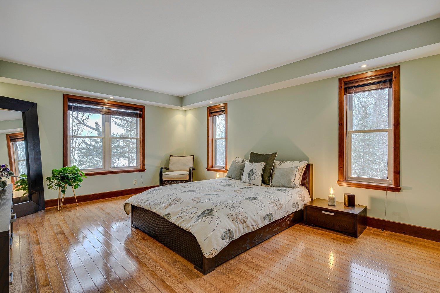 









29


Ch. des Mésanges

,
Sainte-Anne-des-Lacs,




QC
J0R1B0

