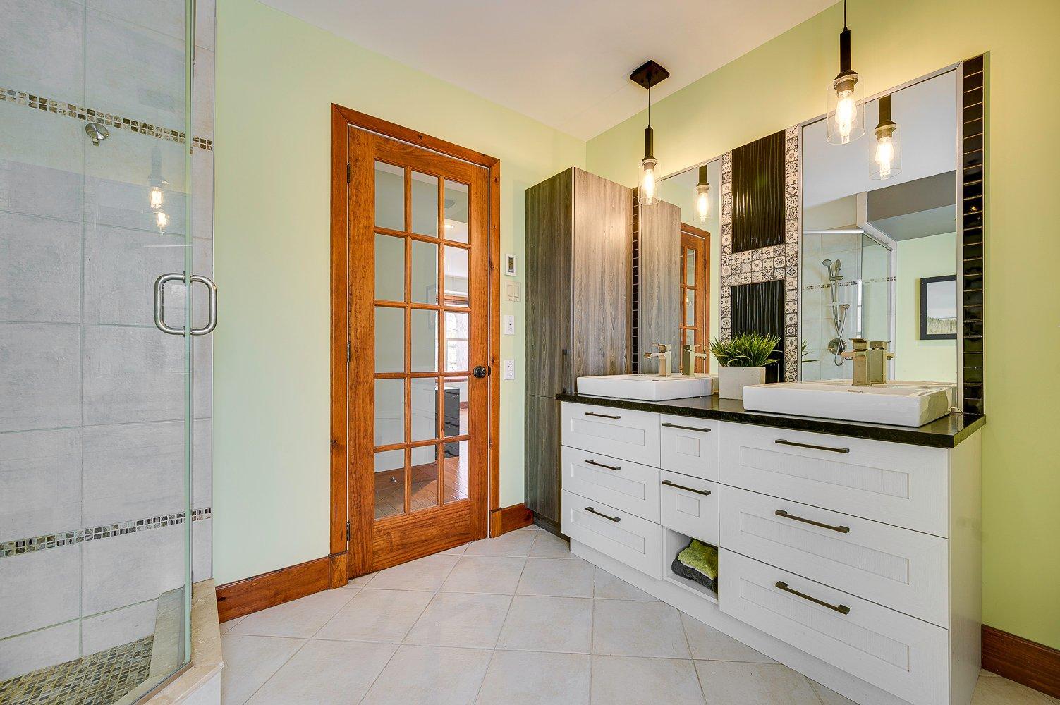 









29


Ch. des Mésanges

,
Sainte-Anne-des-Lacs,




QC
J0R1B0

