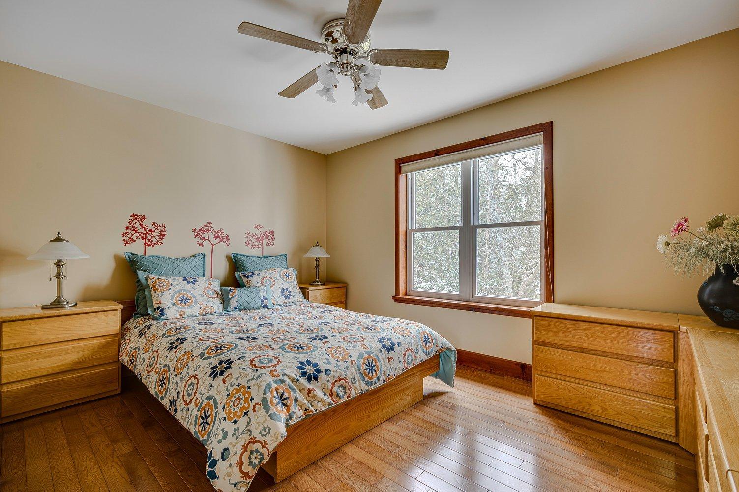 









29


Ch. des Mésanges

,
Sainte-Anne-des-Lacs,




QC
J0R1B0

