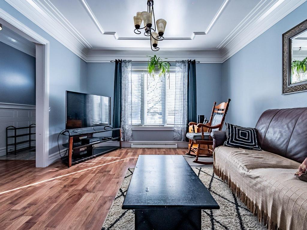 









3040


Boul. St-Michel

,
Trois-Rivières,




QC
G9A5E3

