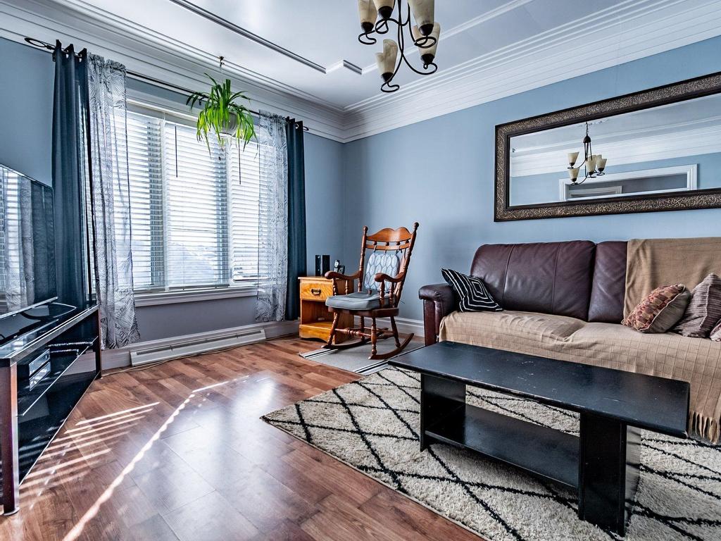 









3040


Boul. St-Michel

,
Trois-Rivières,




QC
G9A5E3

