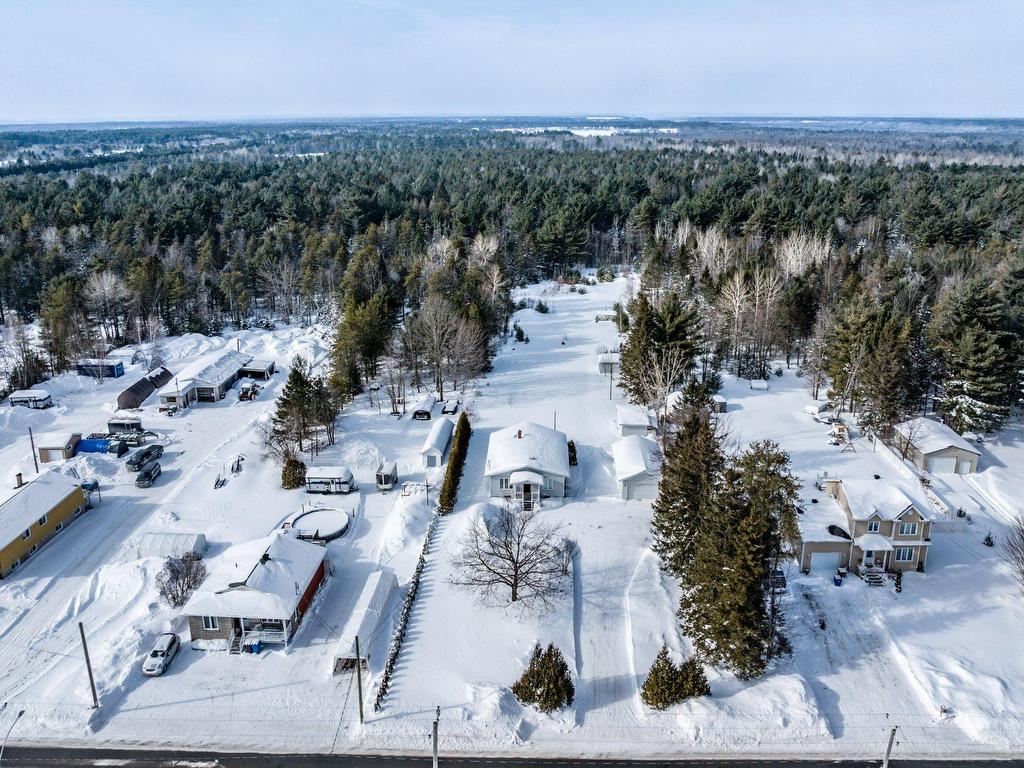 









3040


Boul. St-Michel

,
Trois-Rivières,




QC
G9A5E3

