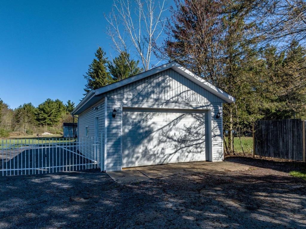 









3040


Boul. St-Michel

,
Trois-Rivières,




QC
G9A5E3

