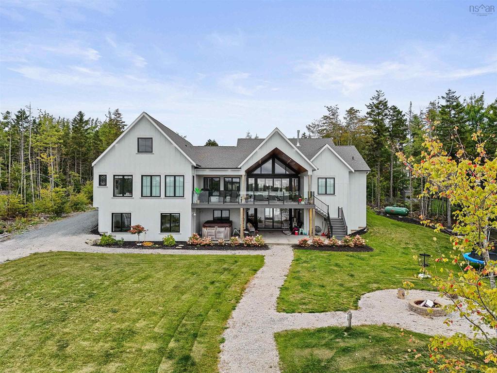 












480 McCabe Lake Drive

,
Middle Sackville,




NS
B4E 0N6

