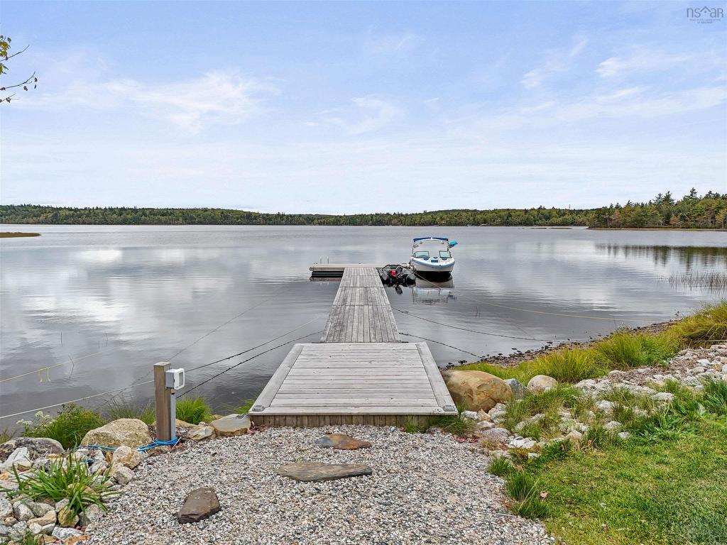 












480 McCabe Lake Drive

,
Middle Sackville,




NS
B4E 0N6

