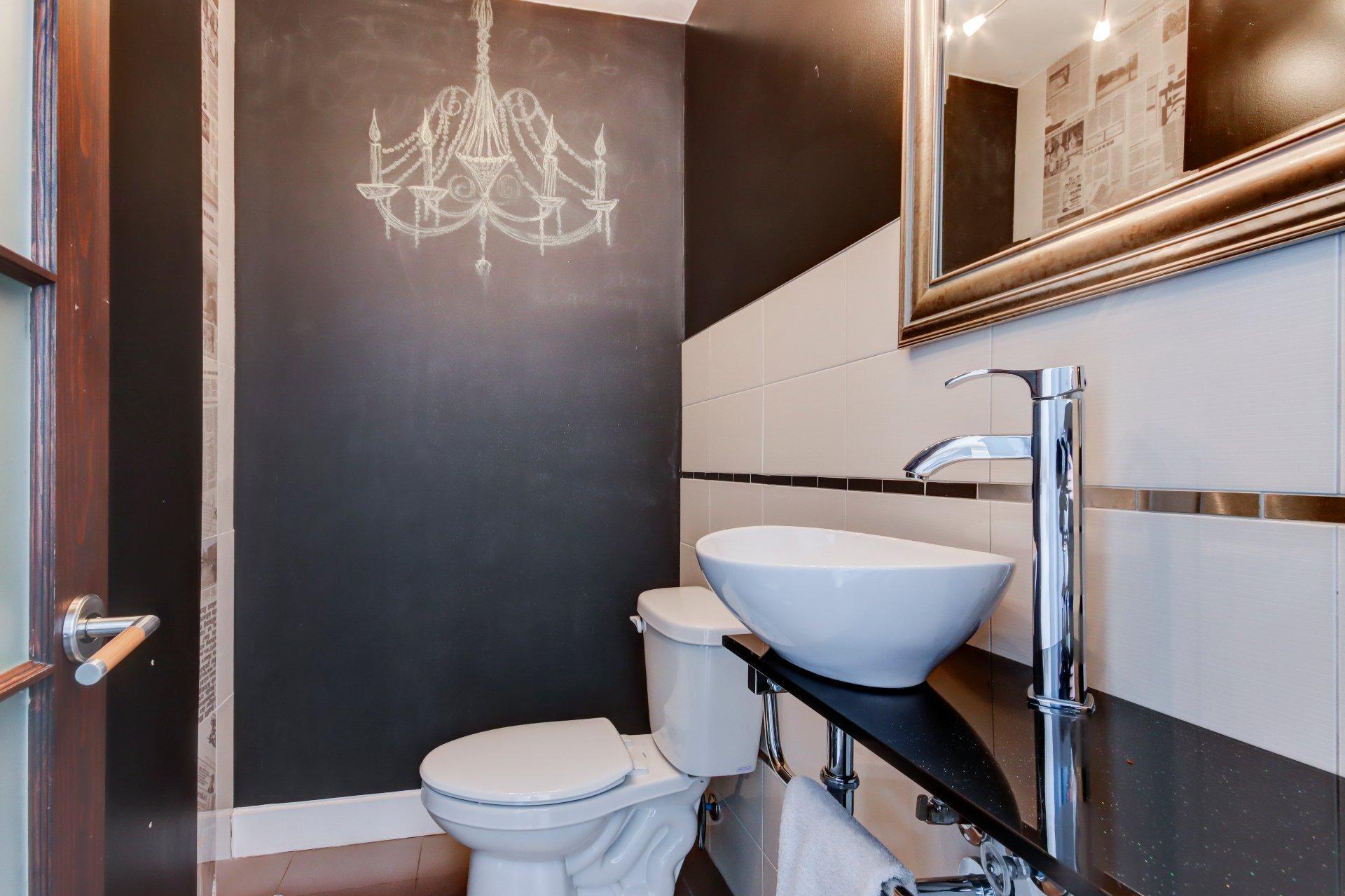 









3105


Rue de l'Aubépine

,
Saint-Bruno-de-Montarville,




QC
J3V0A8

