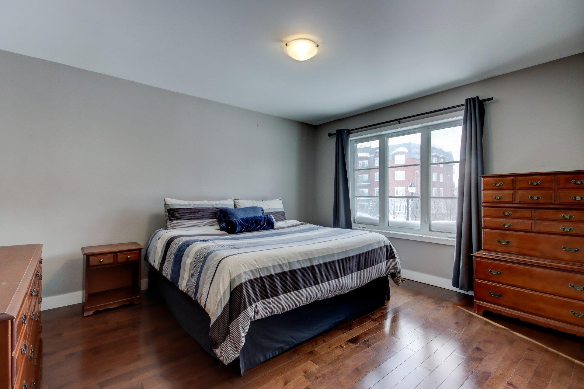 









3105


Rue de l'Aubépine

,
Saint-Bruno-de-Montarville,




QC
J3V0A8

