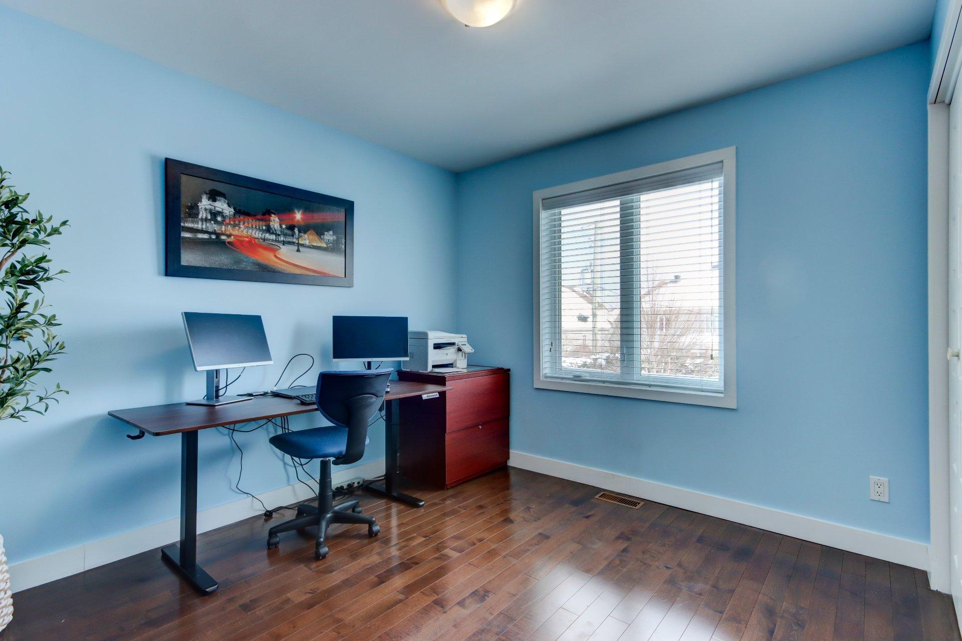 









3105


Rue de l'Aubépine

,
Saint-Bruno-de-Montarville,




QC
J3V0A8

