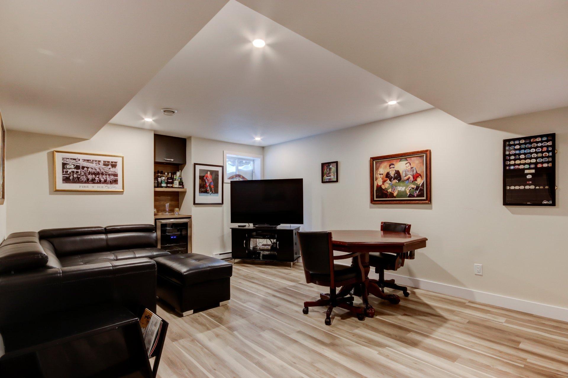 









3105


Rue de l'Aubépine

,
Saint-Bruno-de-Montarville,




QC
J3V0A8

