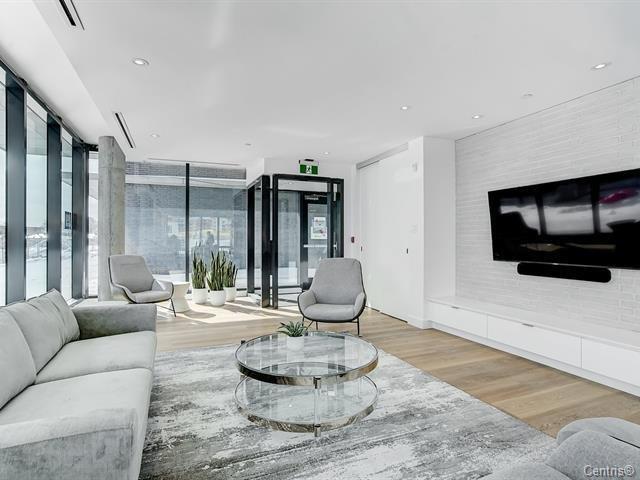 









200


Boul. Marcel-Laurin

, 306,
Montréal (Saint-Laurent),




QC
H4M2L4

