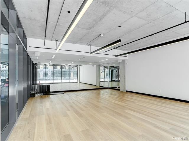 









200


Boul. Marcel-Laurin

, 306,
Montréal (Saint-Laurent),




QC
H4M2L4


