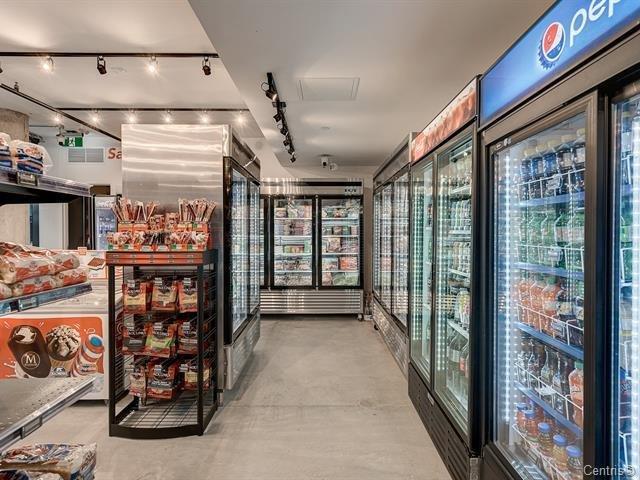 









200


Boul. Marcel-Laurin

, 306,
Montréal (Saint-Laurent),




QC
H4M2L4

