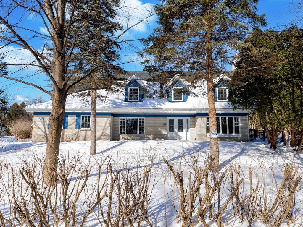 









20099


Ch. Lakeshore

,
Baie-d'Urfé,




QC
H9X1P6


