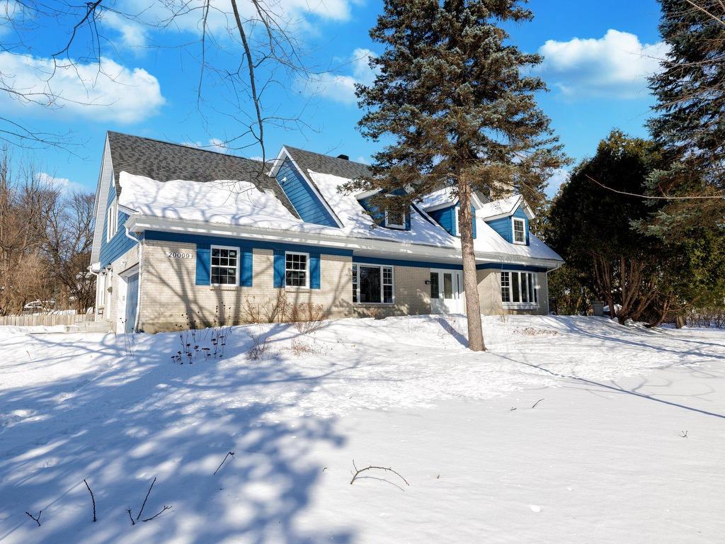 









20099


Ch. Lakeshore

,
Baie-d'Urfé,




QC
H9X1P6

