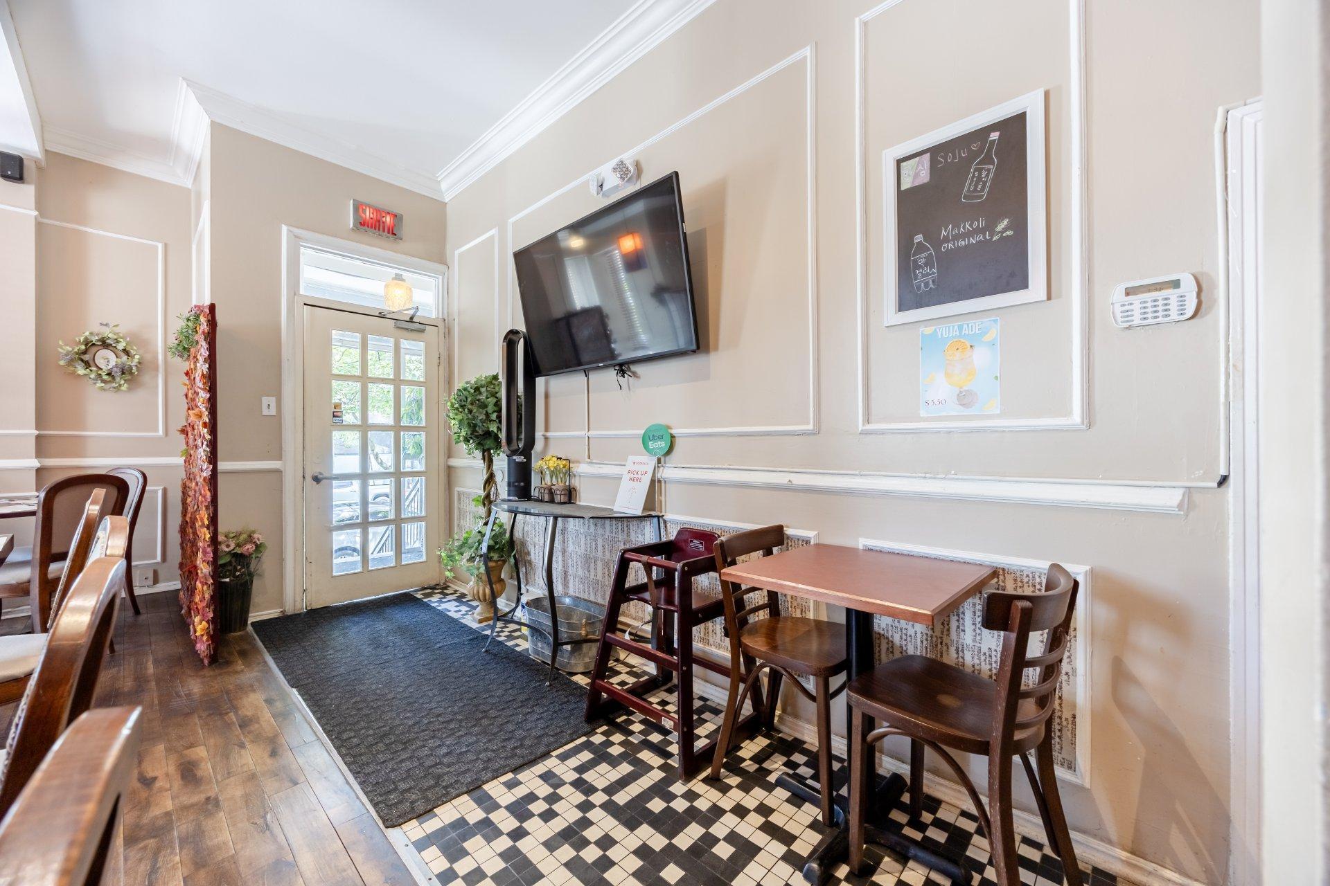 









5136Z


Av. du Parc

,
Montréal (Le Plateau-Mont-Royal),




QC
H2V4G5

