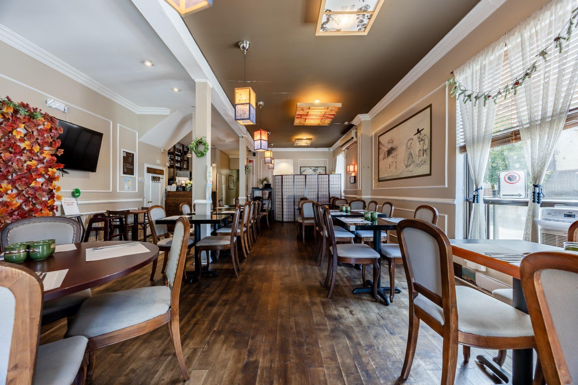 









5136Z


Av. du Parc

,
Montréal (Le Plateau-Mont-Royal),




QC
H2V4G5

