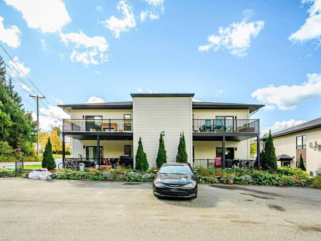 









1713

 - 1719


Rue Principale E.

,
Magog,




QC
J1X1Z8

