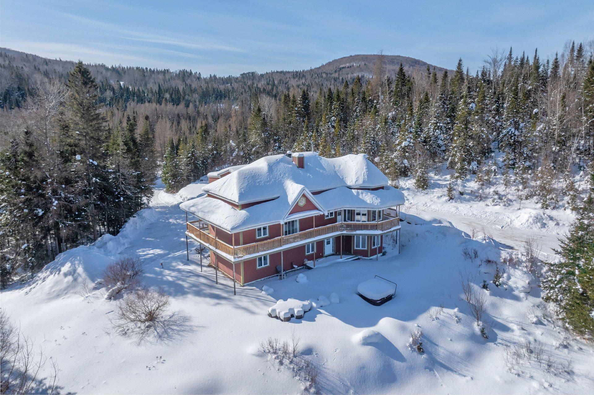 









649


Ch. du Lac-Quenouille

,
Lac-Supérieur,




QC
J0T1J0

