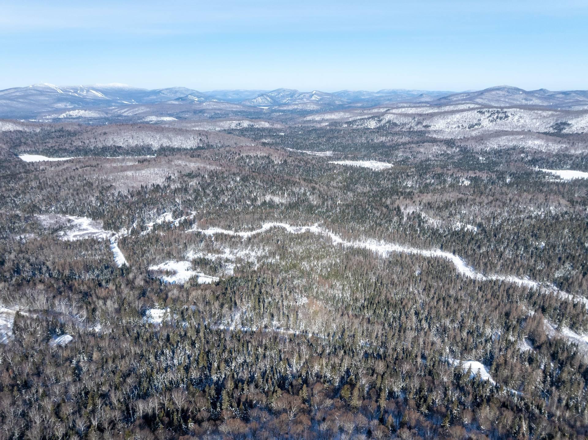 









649


Ch. du Lac-Quenouille

,
Lac-Supérieur,




QC
J0T1J0


