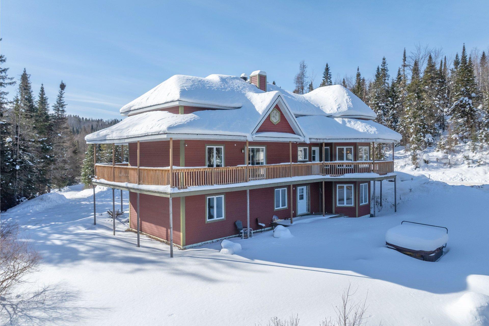 









649


Ch. du Lac-Quenouille

,
Lac-Supérieur,




QC
J0T1J0

