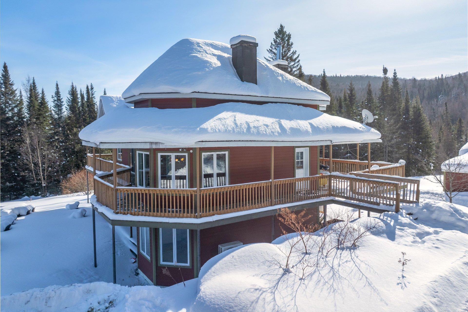 









649


Ch. du Lac-Quenouille

,
Lac-Supérieur,




QC
J0T1J0

