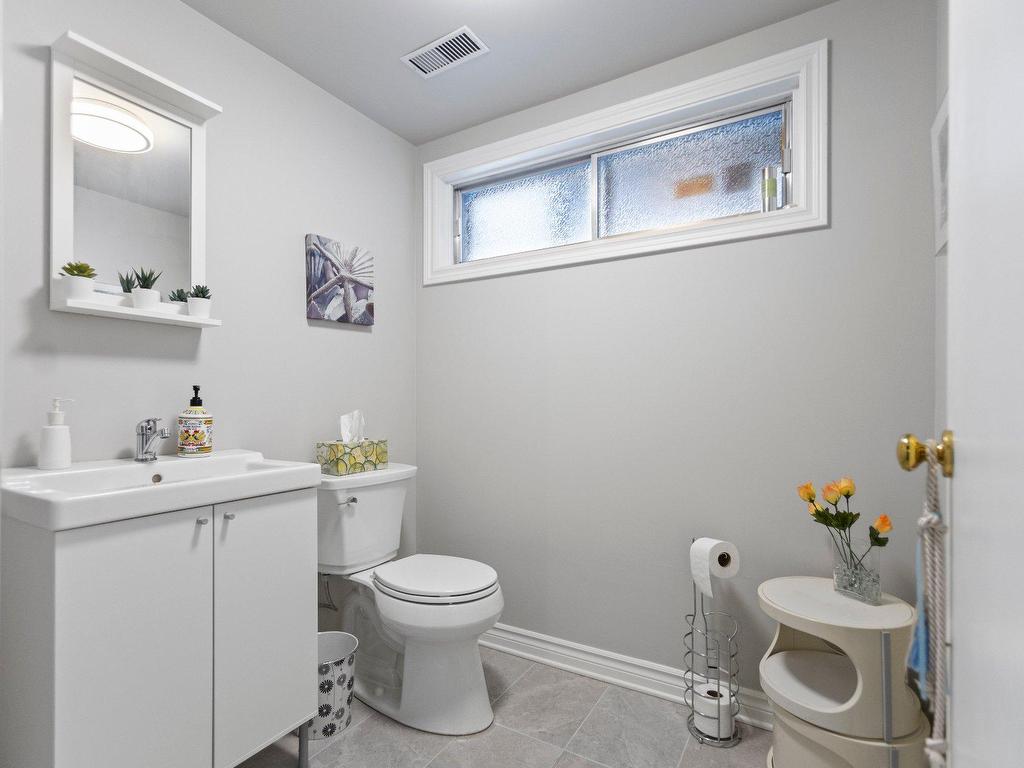 









12


Rue Dallas

,
Dollard-des-Ormeaux,




QC
H9B2S8

