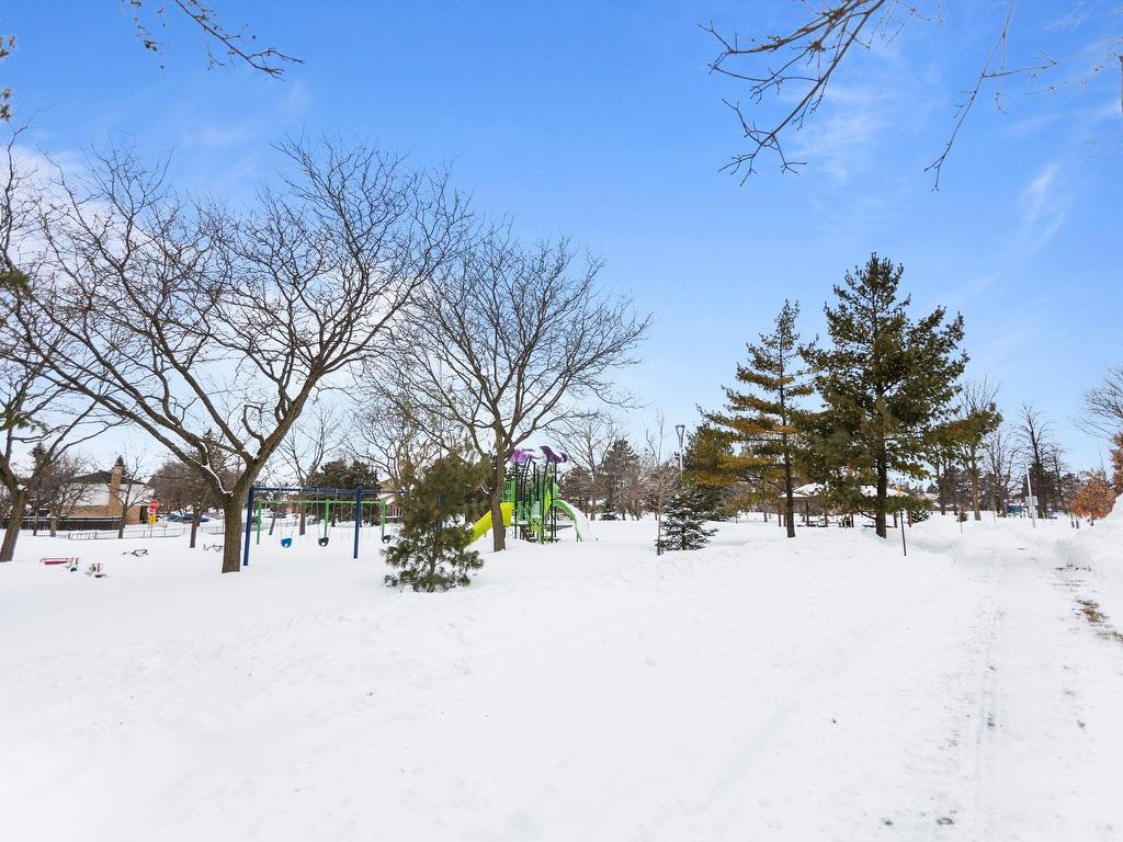 









12


Rue Dallas

,
Dollard-des-Ormeaux,




QC
H9B2S8

