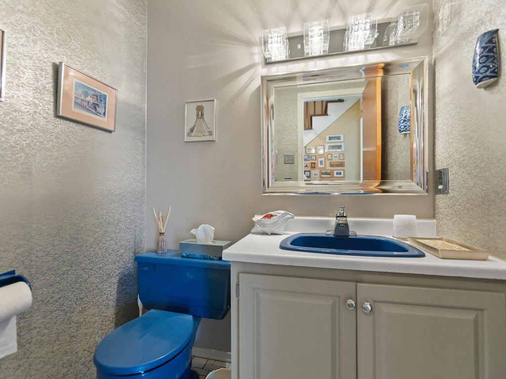 









12


Rue Dallas

,
Dollard-des-Ormeaux,




QC
H9B2S8

