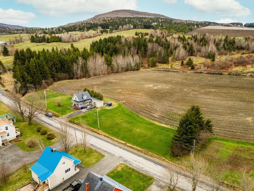 












Ch. St-Jacques

,
Saint-Herménégilde,







QC
J0B2W0

