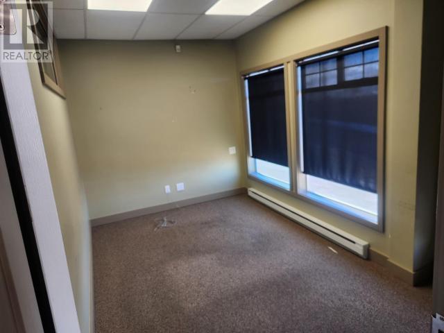












Lower-4448 MARINE AVE

,
Powell River,




British Columbia
