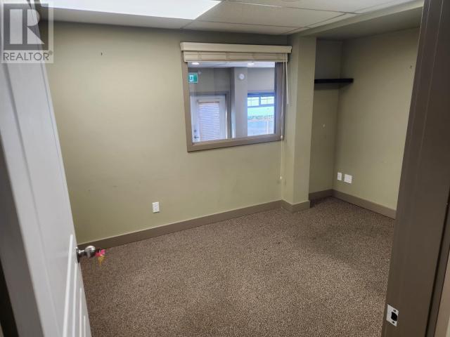 












Lower-4448 MARINE AVE

,
Powell River,




British Columbia
