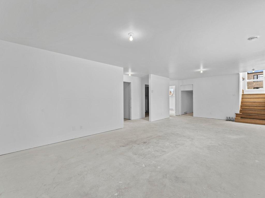 









1415


Rue du Velours

,
Drummondville,




QC
J2B0V5

