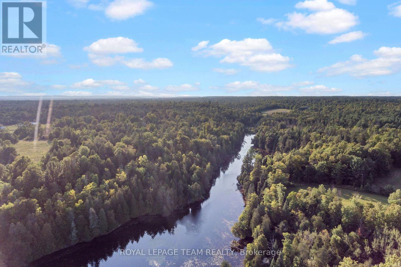 












105 HALLIDAY CREEK ROAD

,
Greater Madawaska,




Ontario
K0J1G0

