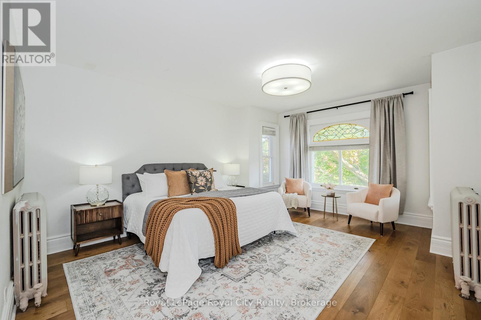












138 DUBLIN STREET N

,
Guelph (Downtown),




Ontario
N1H4N7

