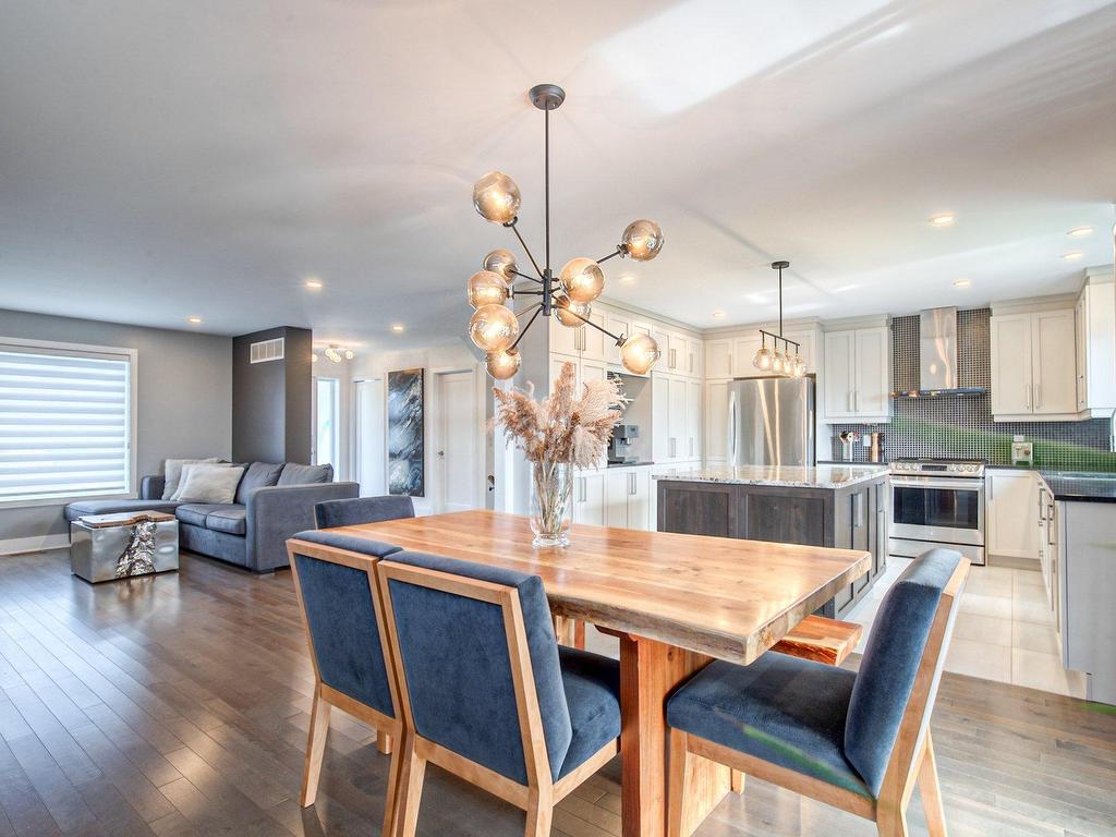 









103


Rue Joseph-Albert-Morin

,
Saint-Jean-sur-Richelieu,




QC
J2X5S1

