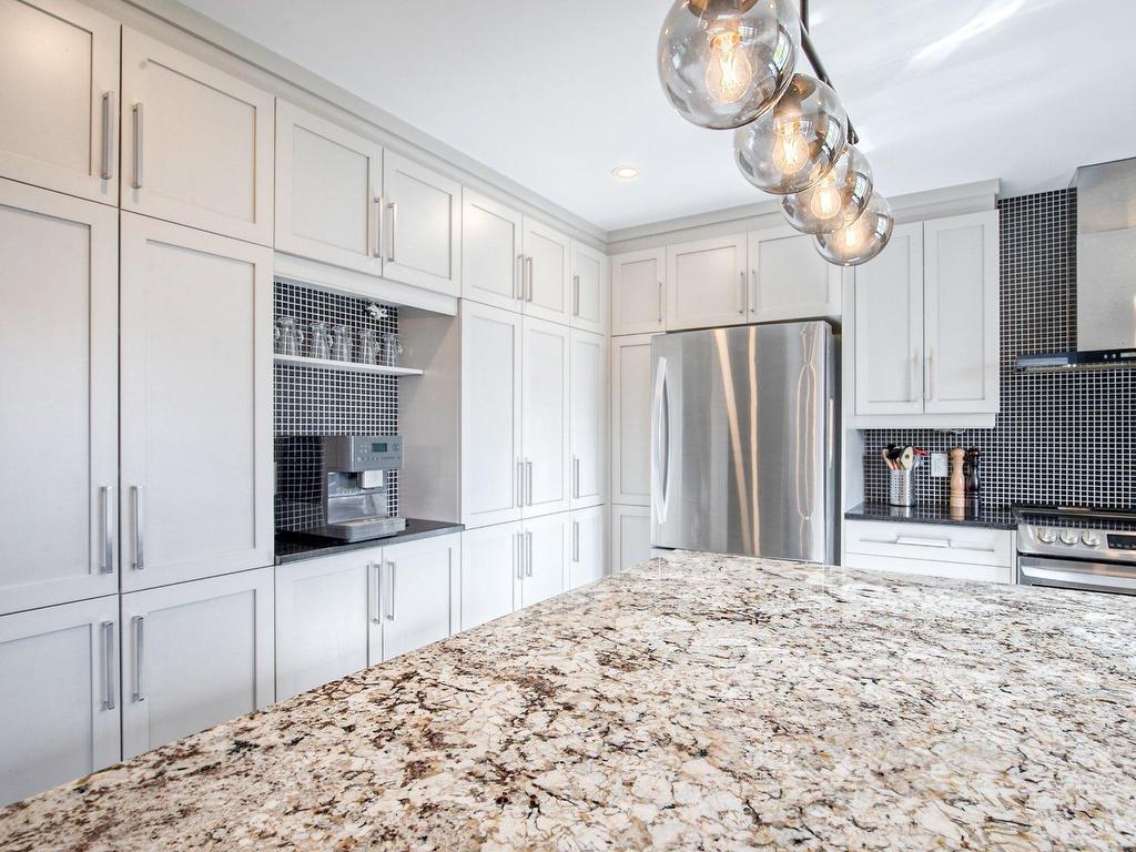 









103


Rue Joseph-Albert-Morin

,
Saint-Jean-sur-Richelieu,




QC
J2X5S1

