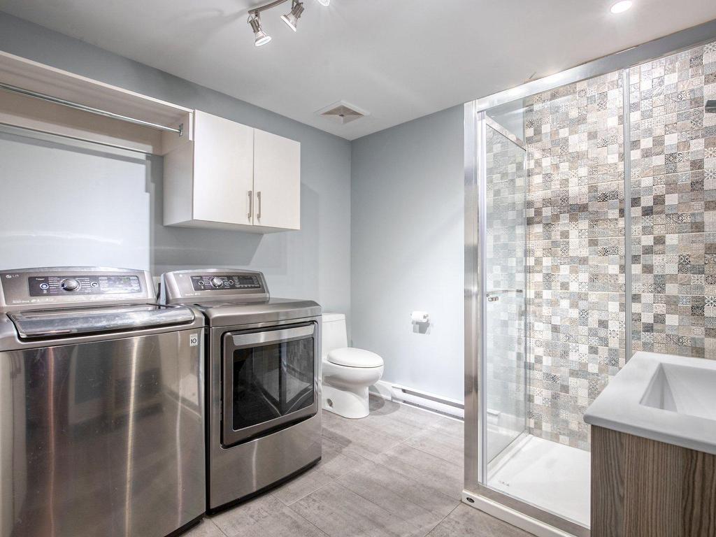 









103


Rue Joseph-Albert-Morin

,
Saint-Jean-sur-Richelieu,




QC
J2X5S1

