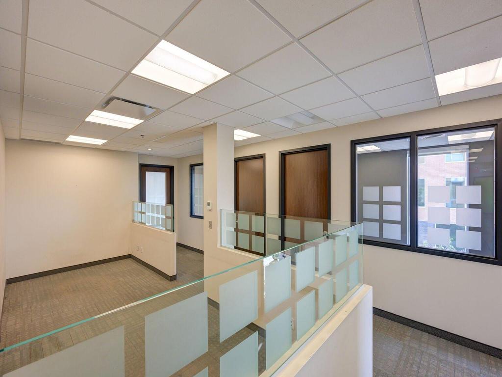 









6455


Rue Doris-Lussier

, 220,
Boisbriand,




QC
J7H0H8

