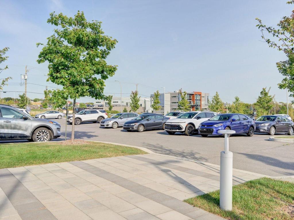 









6455


Rue Doris-Lussier

, 220,
Boisbriand,




QC
J7H0H8

