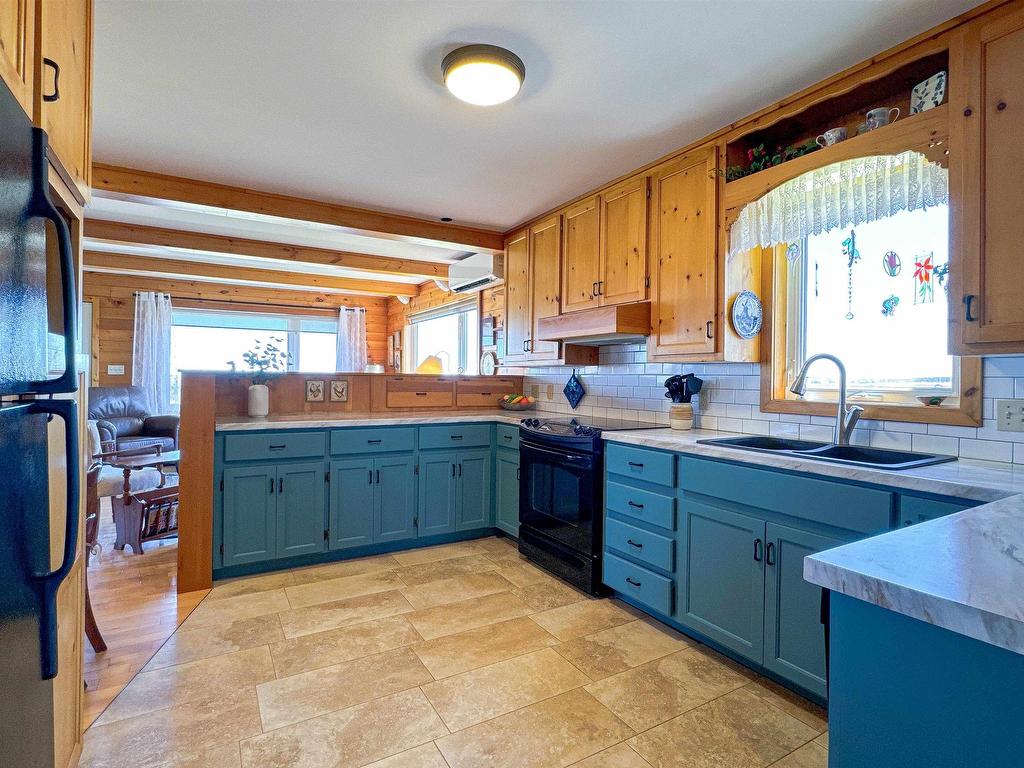












33 Newson Lane

,
New Glasgow,




PE
C0A 1N0

