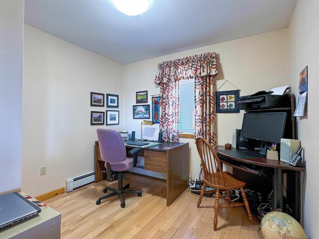 












33 Newson Lane

,
New Glasgow,




PE
C0A 1N0

