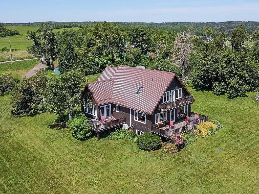 












33 Newson Lane

,
New Glasgow,




PE
C0A 1N0

