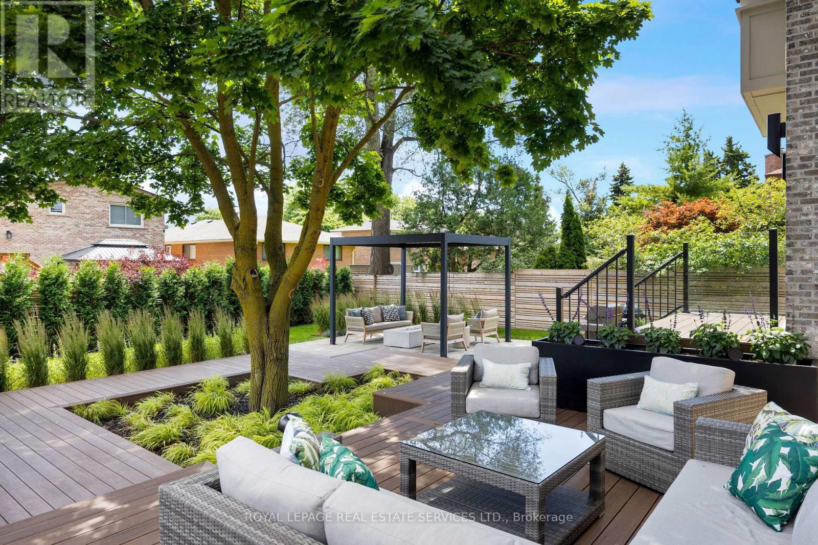












57 MEADOWBANK ROAD

,
Toronto,




Ontario
M9B5C7

