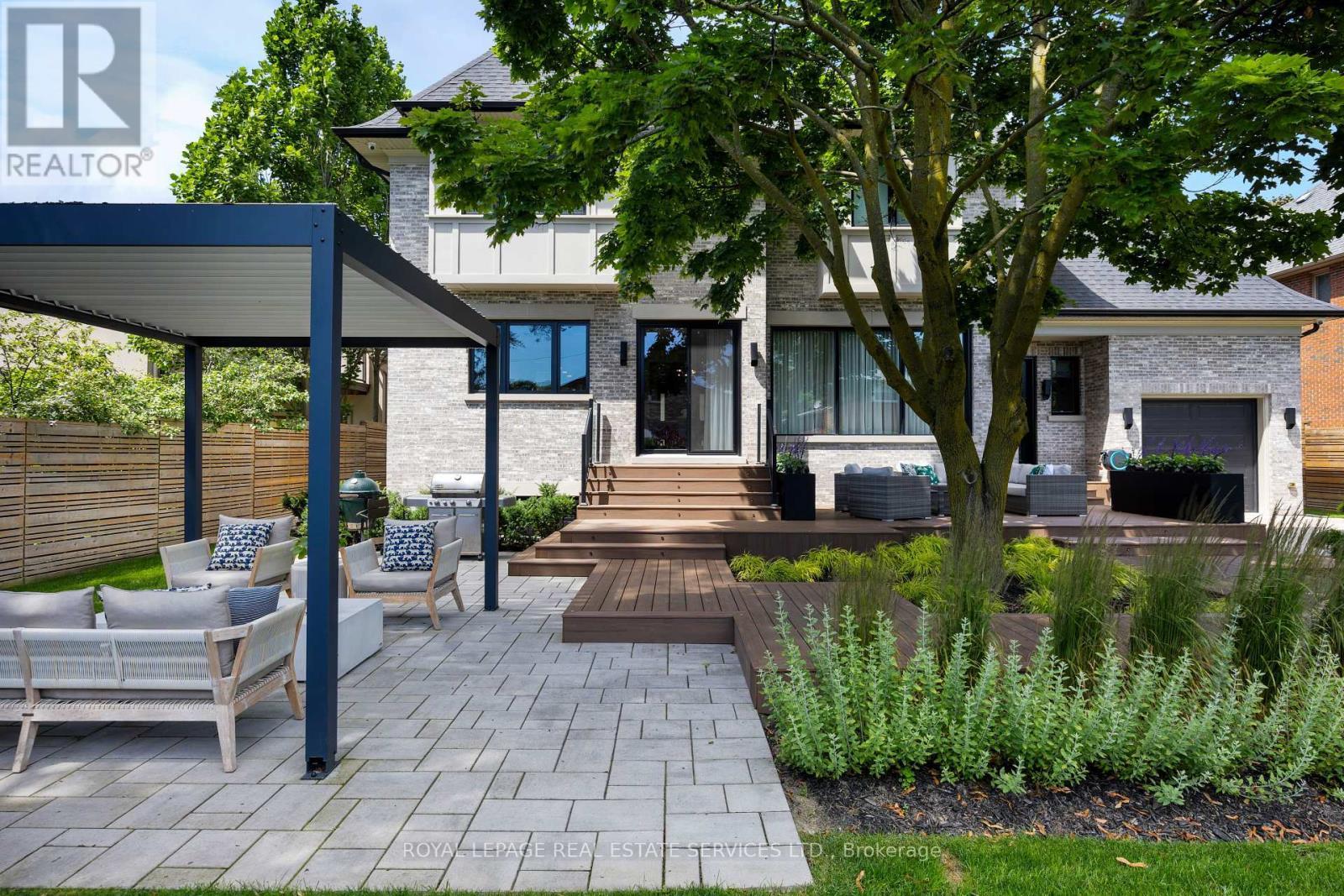 












57 MEADOWBANK ROAD

,
Toronto,




Ontario
M9B5C7

